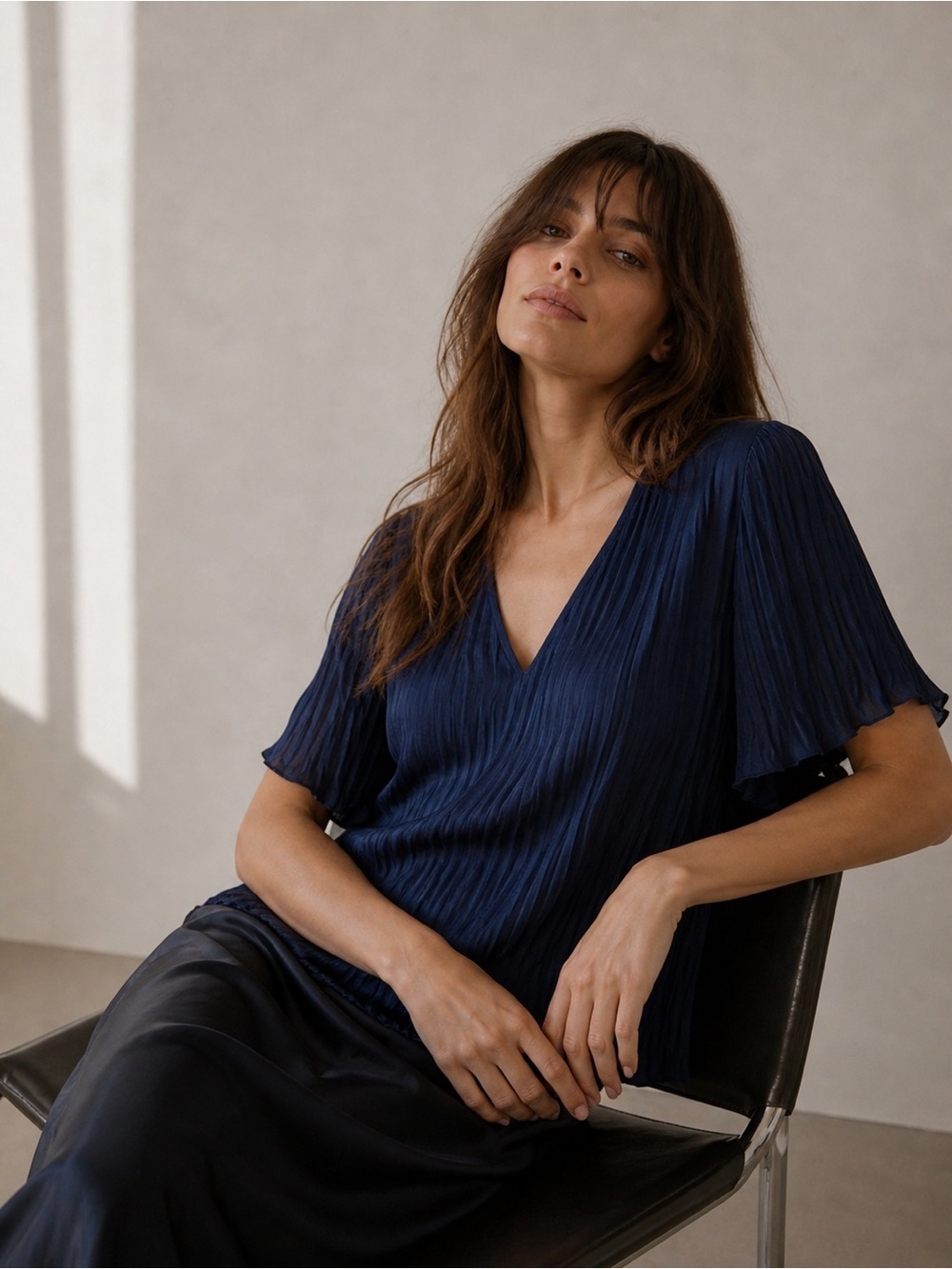 VINCE fluttered sleeve crushed satin Blue Blouse